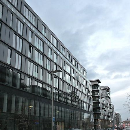 Your Base Dublin - Grand Canal Square מראה חיצוני תמונה