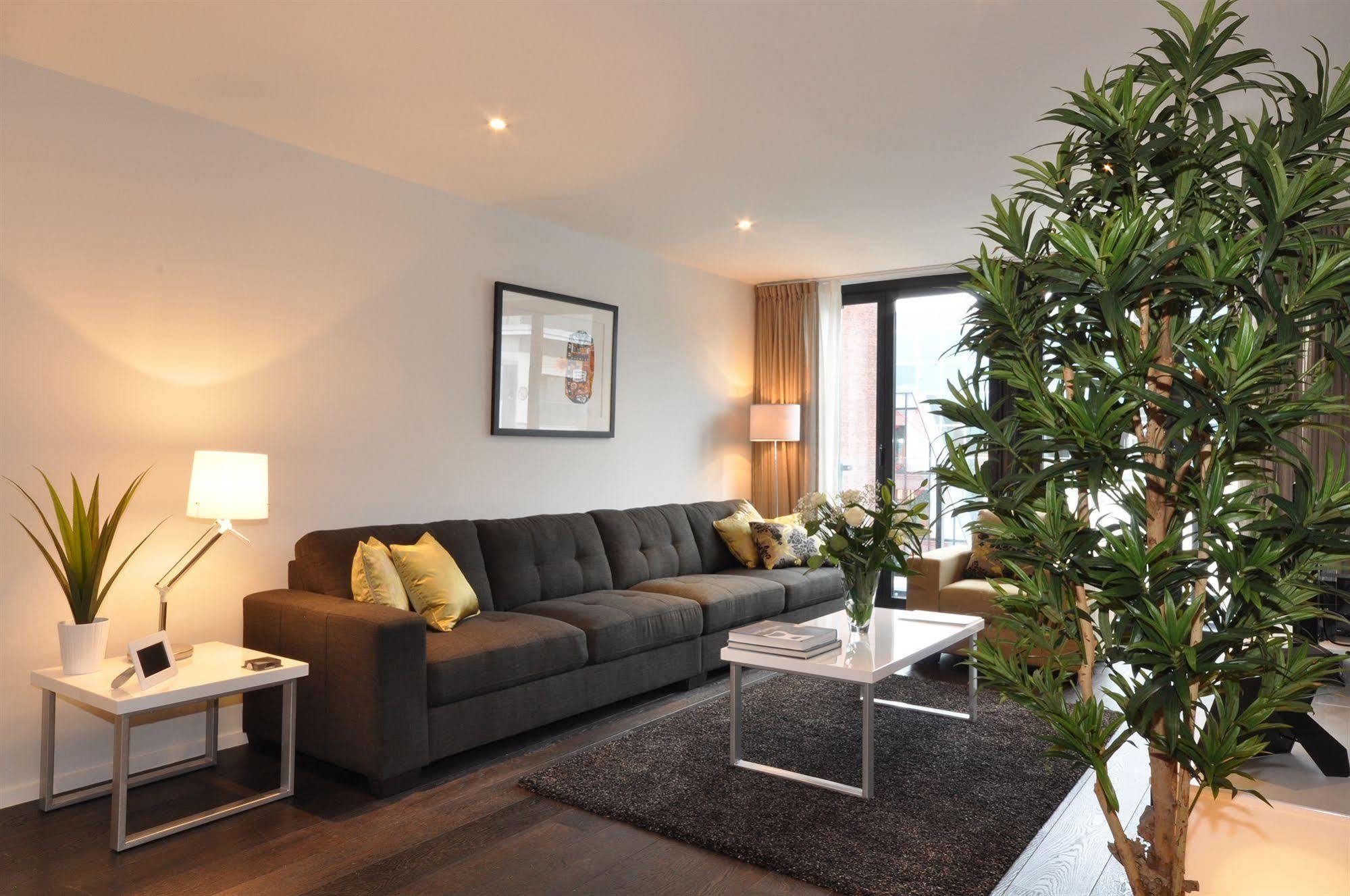 Your Base Dublin - Grand Canal Square מראה חיצוני תמונה
